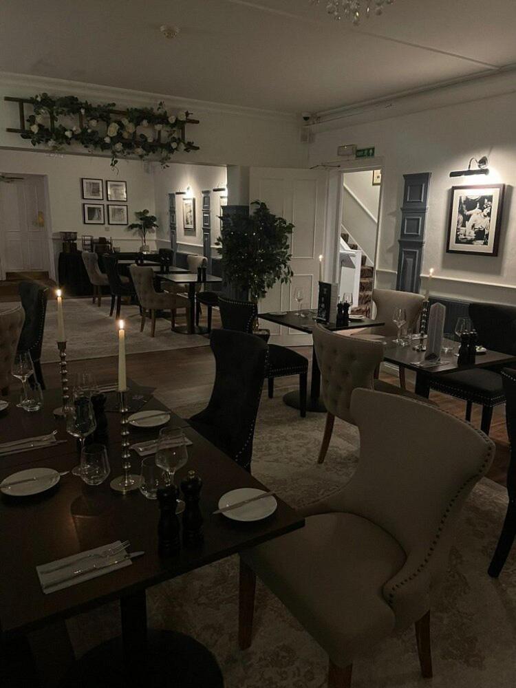 צ'לטנהם Clarence Court Hotel מראה חיצוני תמונה